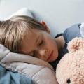 Somnul copilului tău: ce este normal, ce nu și când să ceri sfatul medicului
